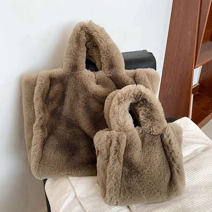 Wintertasche mit Kette aus Plüsch, elegante Damen Schultertasche für den Winter