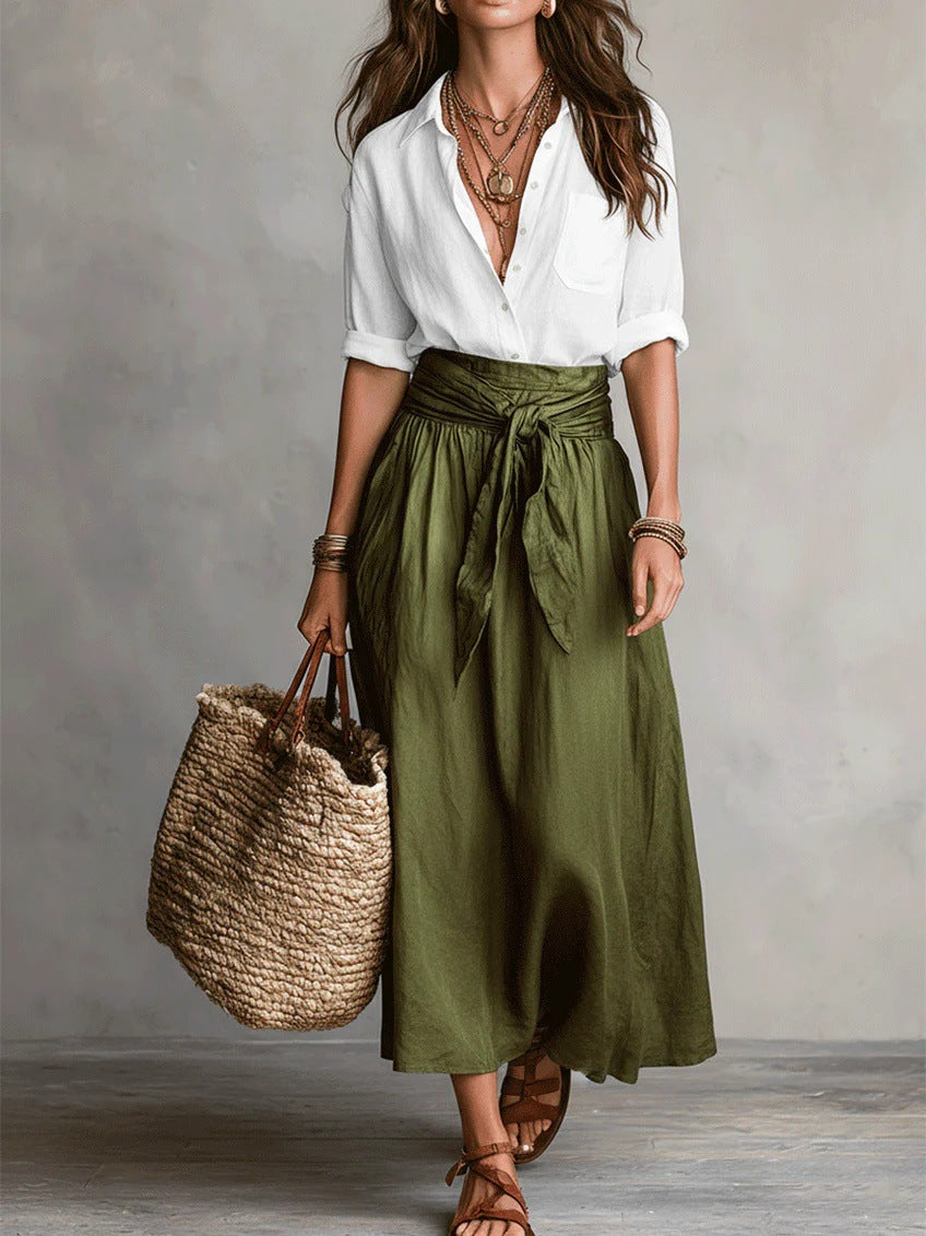 Damen Sommer-Set mit schwarzer Kurzarm-Bluse und grünem Rock für lässigen Sommer-Style