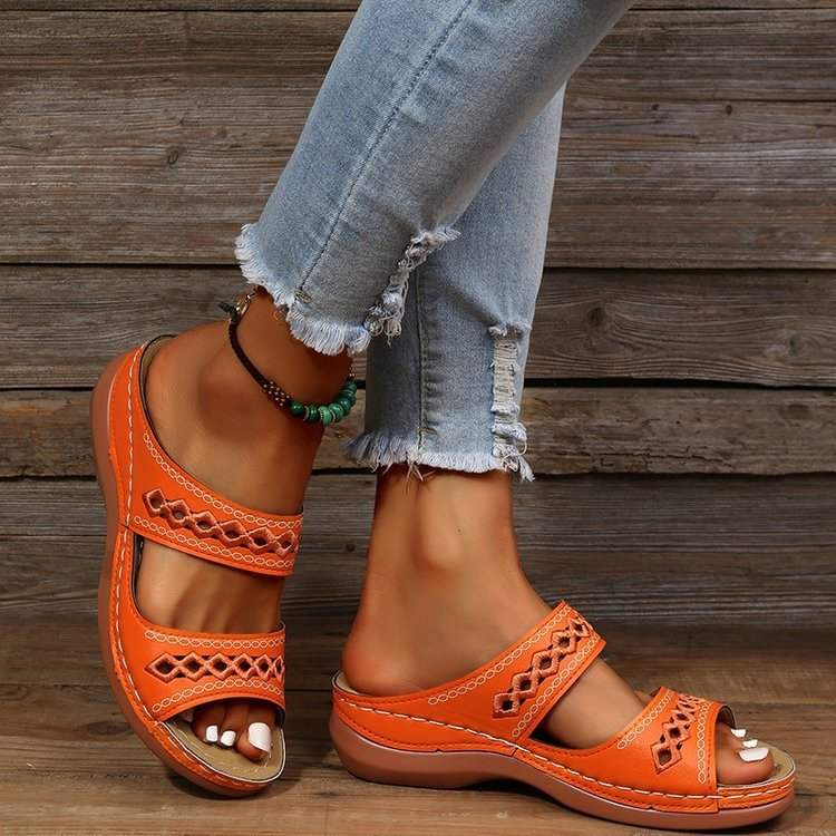 Damen Plateau-Pantoletten mit Muffin-Sohle und Peep-Toe in verschiedenen Farben für Frühling und Sommer