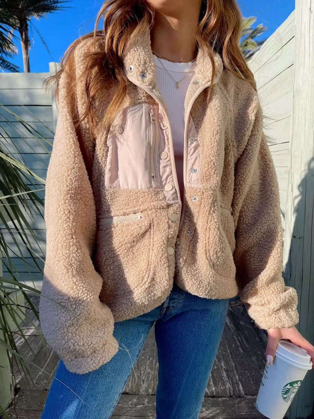 Kurze Plüsch-Cardigan-Jacke aus weicher Lammwolle in modischem japanisch-koreanischem Stil