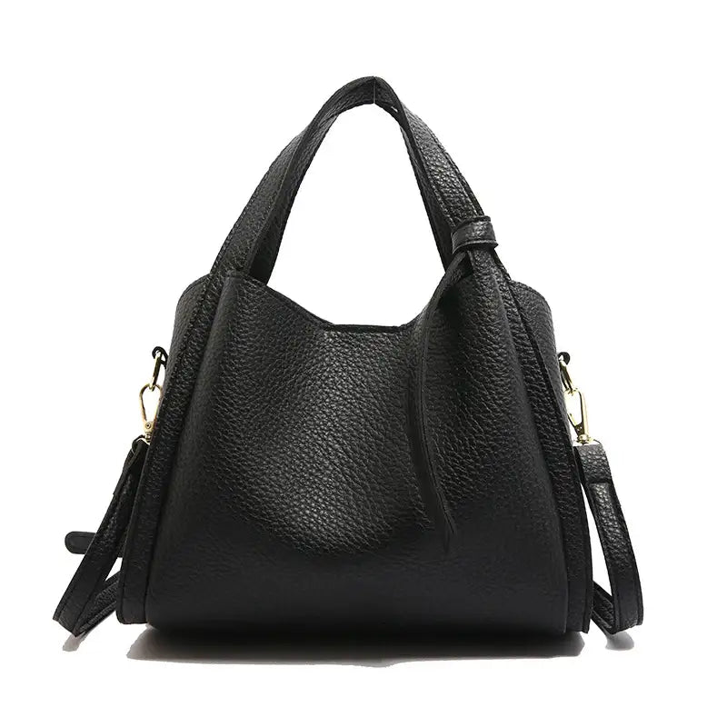 Italienisch inspirierte Bucket Bag im Retro-Korbdesign mit Ein-Schulter-Trageweise, sommerlich und schlicht