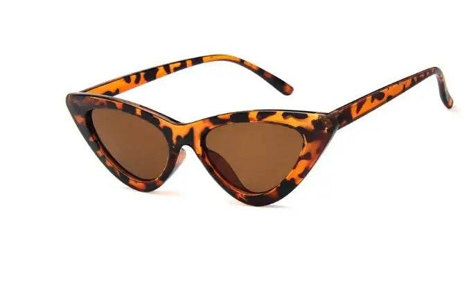 Retro Dreieck Katzenaugen-Sonnenbrille mit auffälligem vintagestil und UV400 Schutz