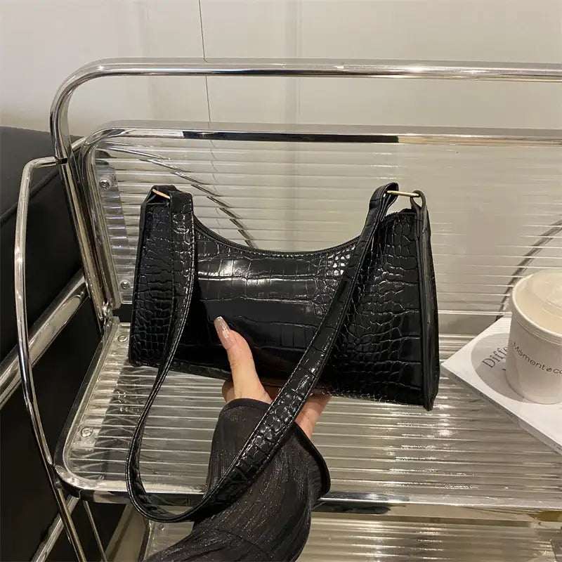 Modische Damen Tote Bag mit minimalistischem Design und edler PU-Lederstruktur in verschiedenen Farben