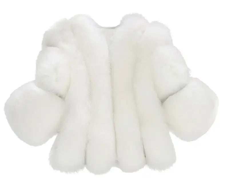 Damen Kurzmantel mit Fuchsfell in elegantem Design für winterlichen Luxus und Wärme
