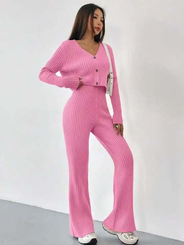 Einfarbiges gestricktes Damen-Zweiteiler-Set mit V-Ausschnitt, kurzem Cardigan und Bootcut-Hose für vielseitige Freizeitmode
