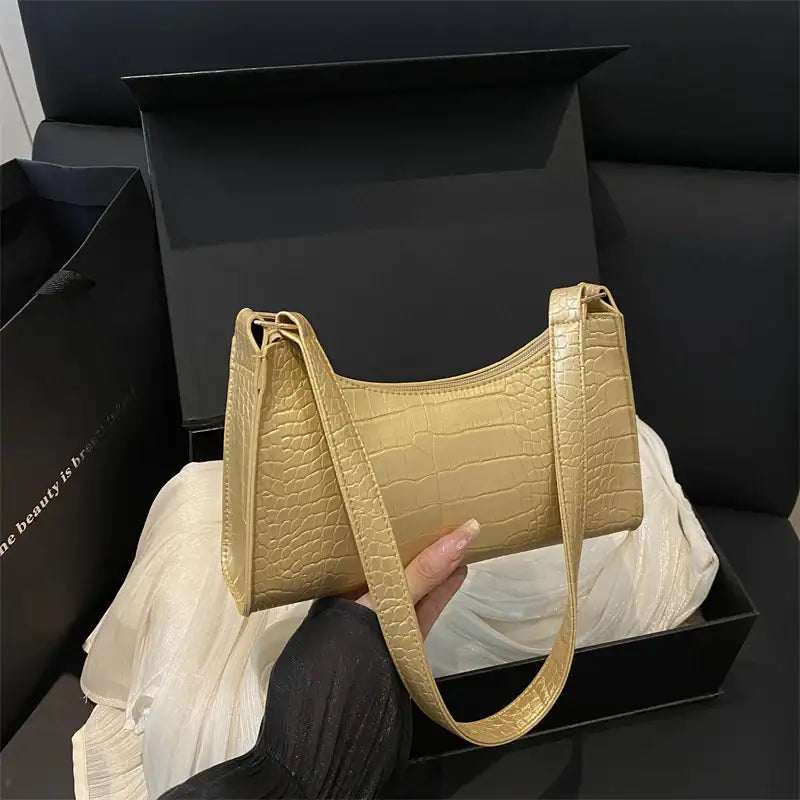 Modische Damen Tote Bag in minimalistischem Design aus hochwertigem PU-Kunstleder in verschiedenen Farben