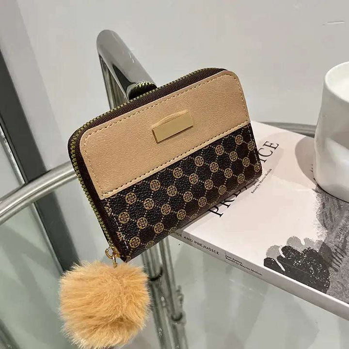 Kleine Damen Geldbörse im türkischen Stil mit kompaktem Design und farbigem Kontrastmuster