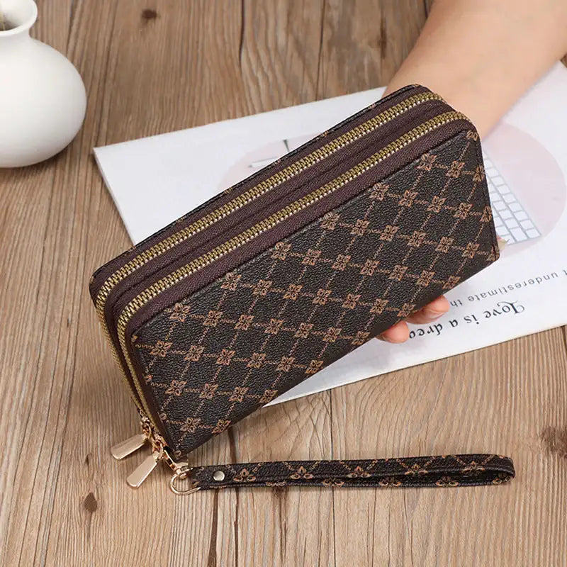Lange Geldbörse Clutch mit Reißverschluss, Münzfach und Platz für Handy in Schwarz und Kaffee
