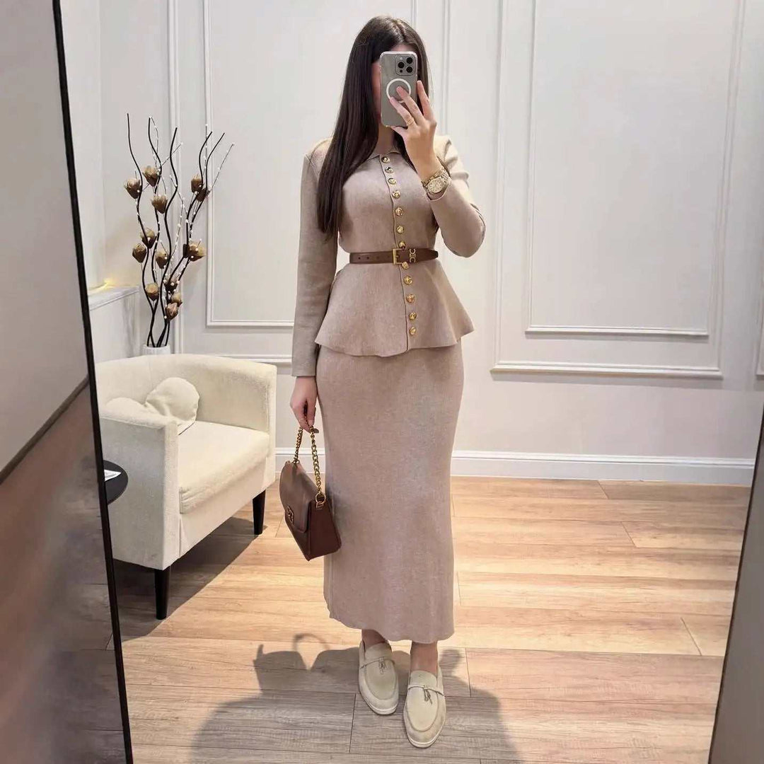 Eleganter Bodycon Mantel tailliert mit Knöpfen und langen Ärmeln in Midilänge für Damen