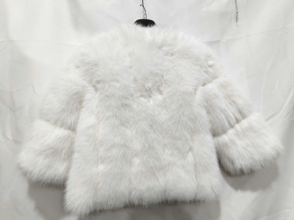 Damen Kurzmantel mit echtem Fuchsfell in elegantem Design für kalte Wintertage, warm und stilvoll