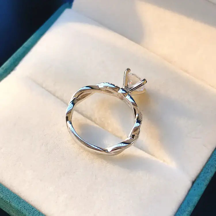 Mujing Jewelry S925 Silber gedrehter Verlobungsring aus Sterling Silber in Weiß