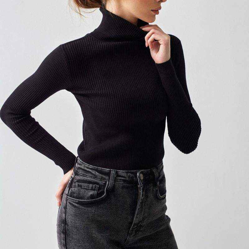 klassischer Damen Strickpullover mit Rollkragen in verschiedenen Farben und hochwertigem Chemiefaser-Mischgewebe