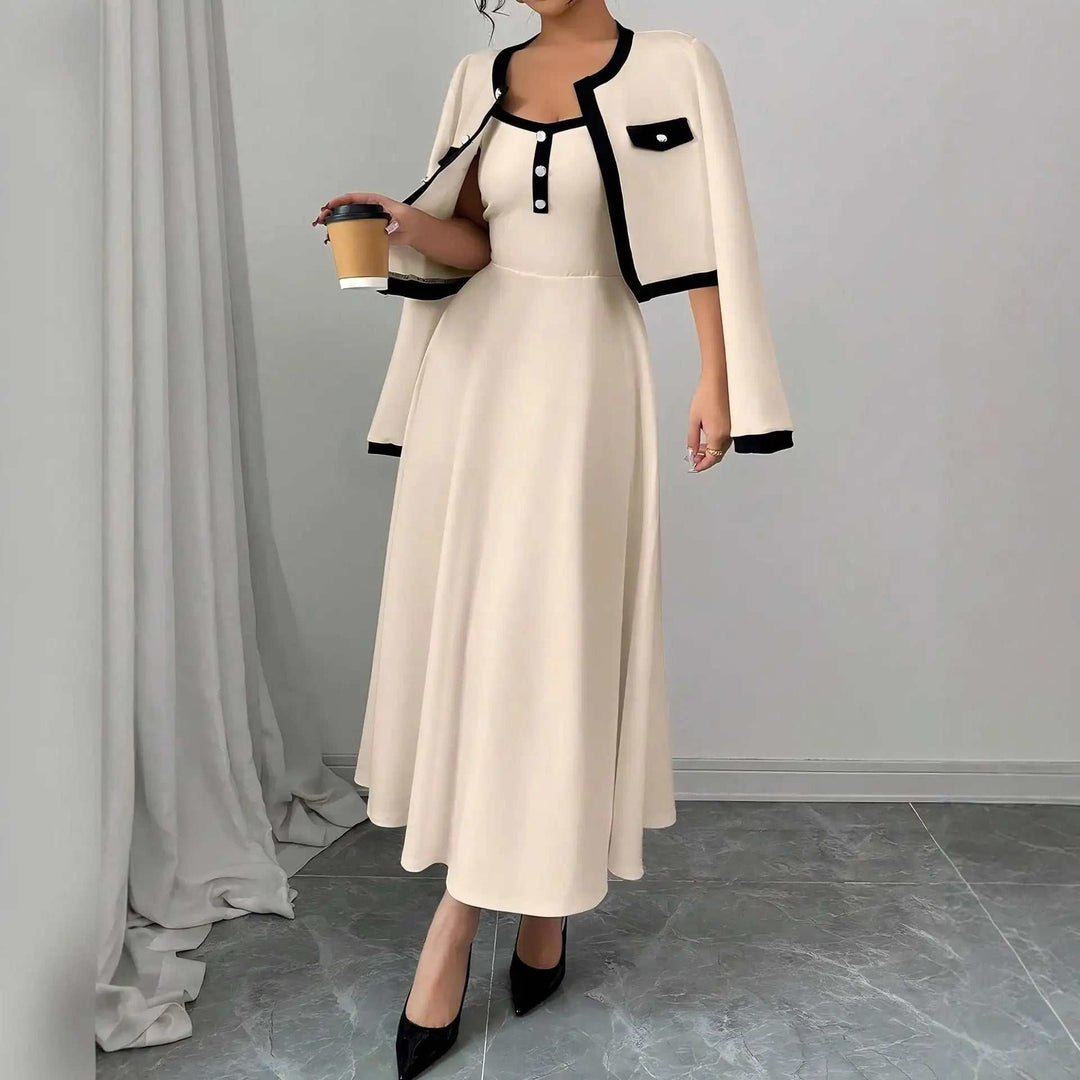 Modernes Damen 2-Teiler Outfit mit weißer cropped Jacke und Unterkleid im herbstlichen Stil