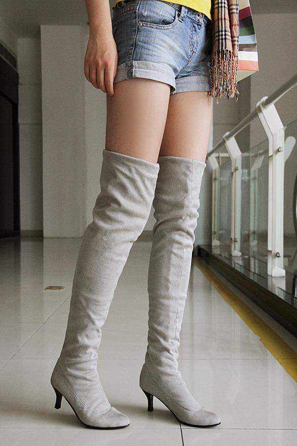 Elegante Damen Wildlederstiefel mit hohem Schaft und Stiletto-Absatz in Übergröße
