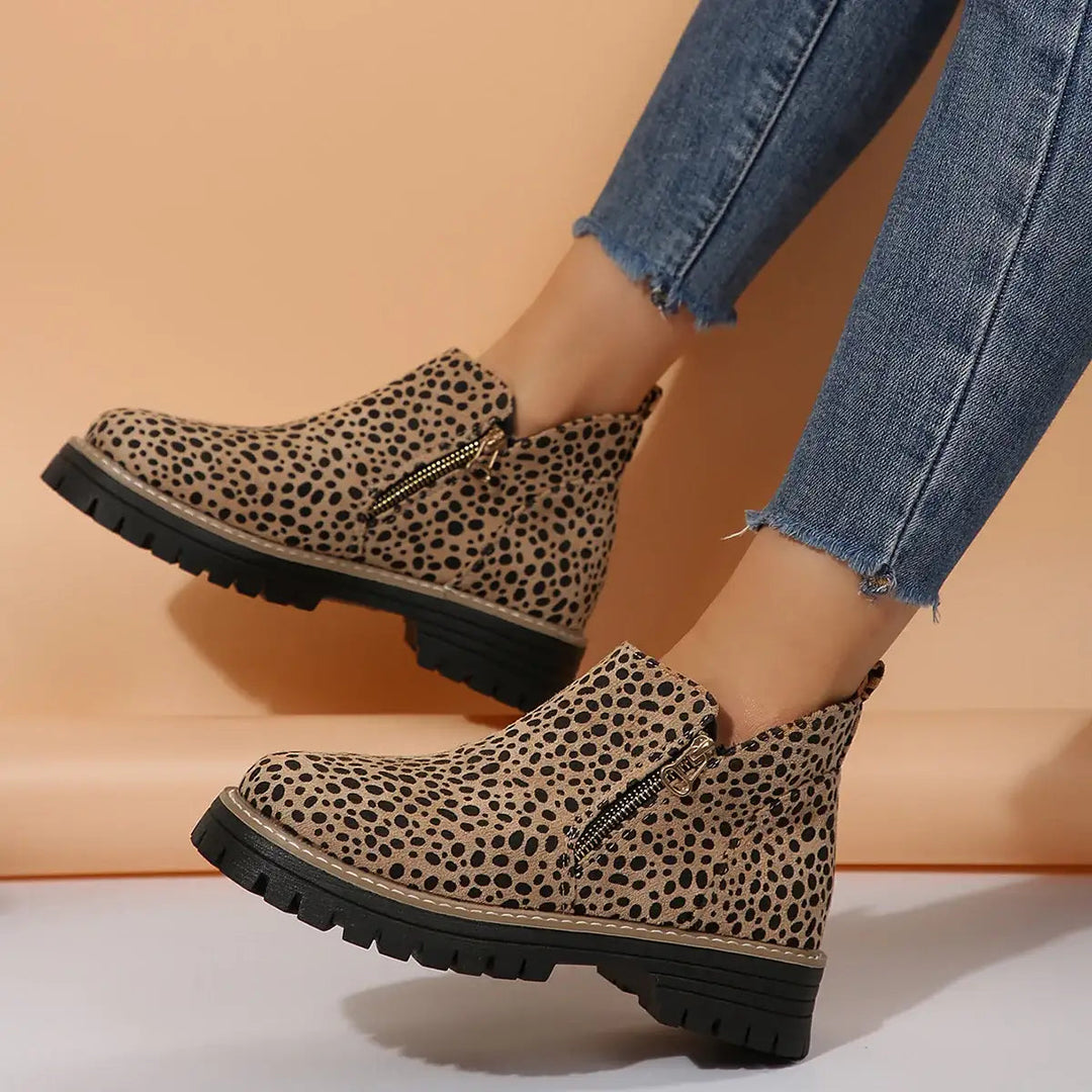 Damen Chunky Ankle Schuhe mit Wildleder-Optik, Reißverschluss und profilierter Gummisohle für Herbst und Winter
