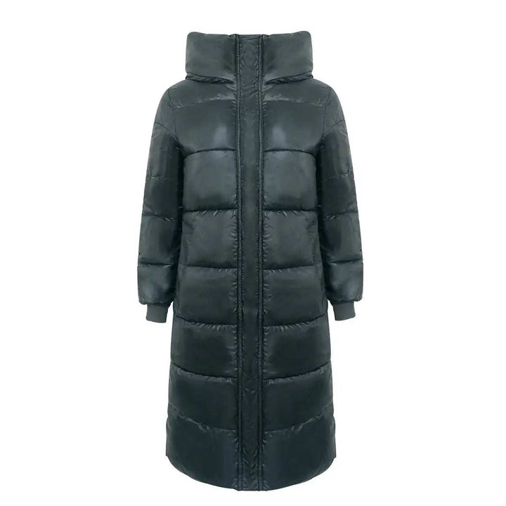 Schwarzer, langer Steppmantel mit hohem Kragen und Reißverschluss, Damenmode. IsabellBoutique030