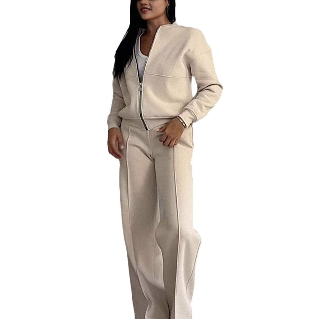 Cremefarbenes modisches Jogging Set mit Reißverschluss-Jacke und weiten Hosen. IsabellBoutique030
