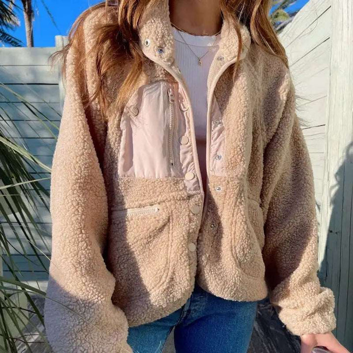 Modische kurze Plüsch-Cardigan-Jacke aus weicher Lammwolle in verschiedenen Farben und lässigem Casual-Stil