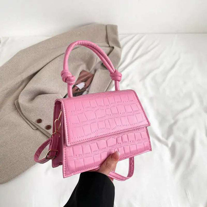 Kleine rosa Krokodilleder-Handtasche mit Henkel und Schultergurt, modisch und schick. IsabellBoutique030
