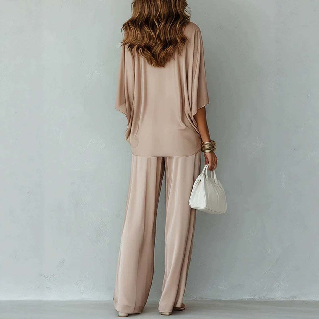 Elegantes Damen Satin-Set mit V-Ausschnitt Oberteil und weitem Satin-Hose in Aprikose