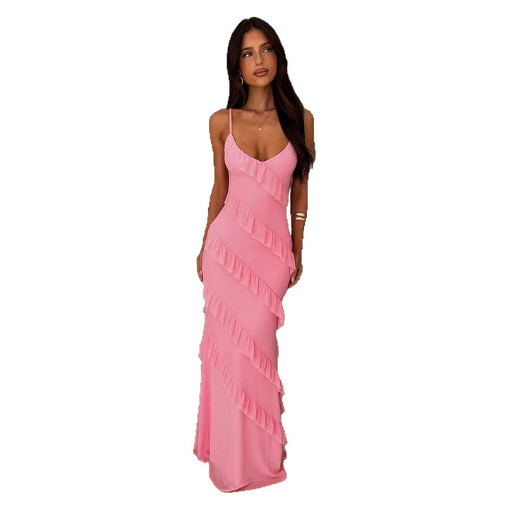 Langes pinkes Rüschenkleid mit Spaghettiträgern und V-Ausschnitt. IsabellBoutique030.