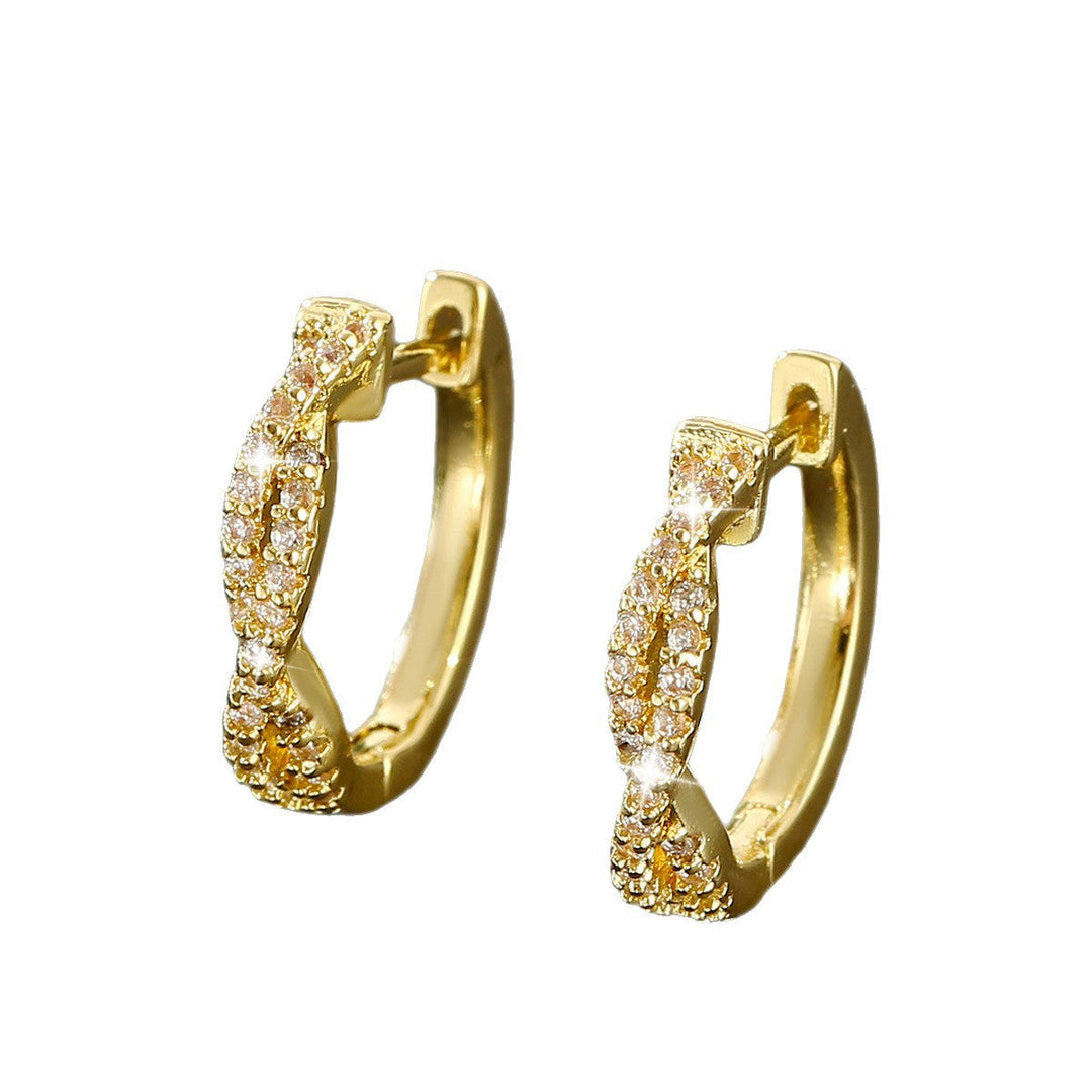 Goldene Creolen mit Zirkonia Steinen, gedrehter Look, IsabellBoutique030