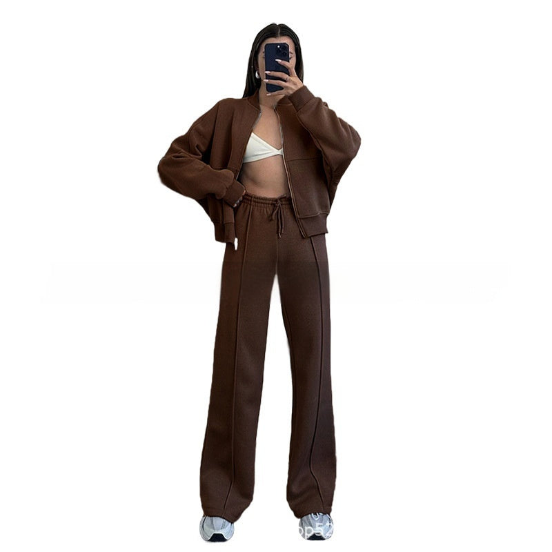 Dunkelbraunes Strick-Set mit Bomberjacke und weiten Hosen, lässiger Stil, IsabellBoutique030