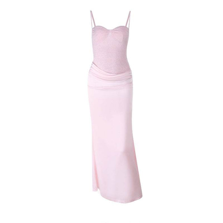 Langes, ärmelloses rosa Spitzenkleid mit Raffung an der Taille und schmalen Trägern. IsabellBoutique030