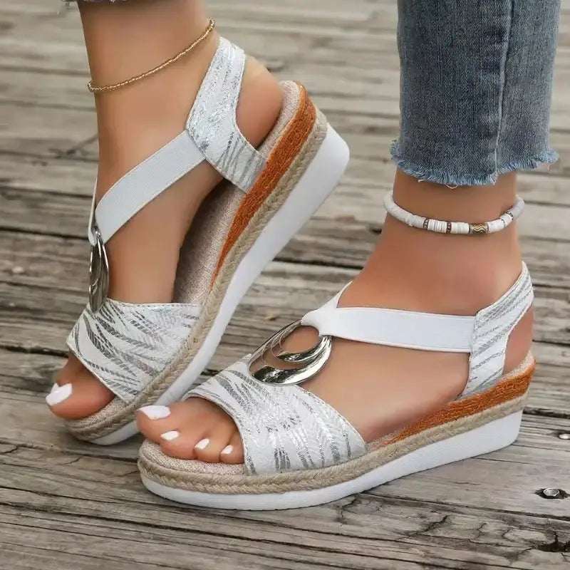 Sommerliche Damen Keilsandalen mit Hanfseil-Design und Peep-Toe-Schnitt