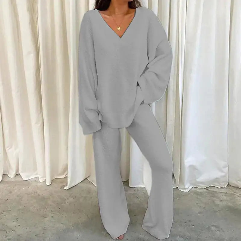 Winterliches einfarbiges V-Ausschnitt Homewear Zweiteiler Set für gemütliche Wintertage