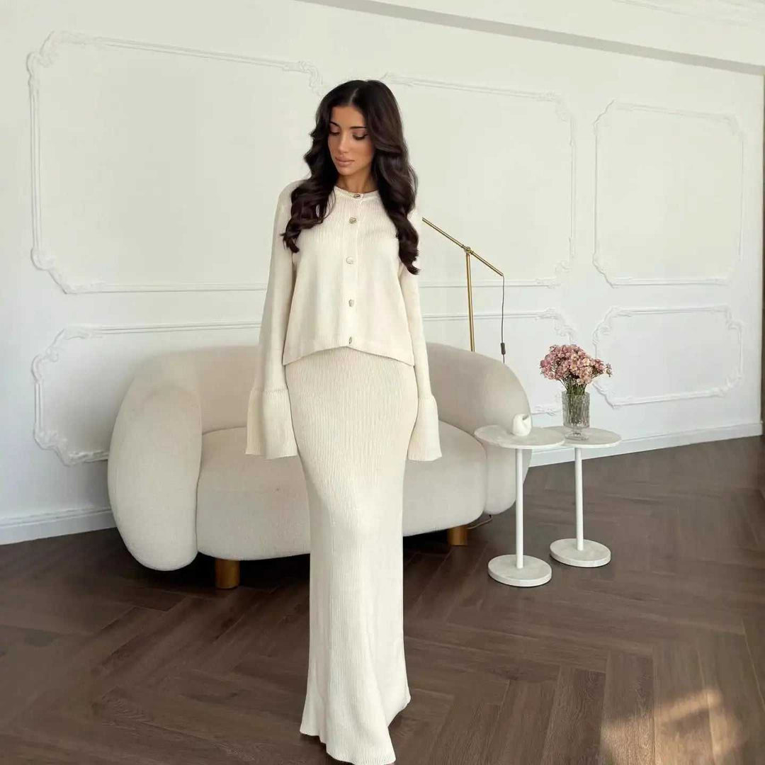 Elegantes zweiteiliges Strickkleid Set Damen mit Knopfleiste und Maxi-Rock in Weiß, Khaki und Aprikose