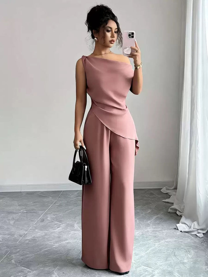 Damen Jumpsuit in Rosenholz, asymmetrisch, One-Shoulder-Design, weite Beine. IsabellBoutique030