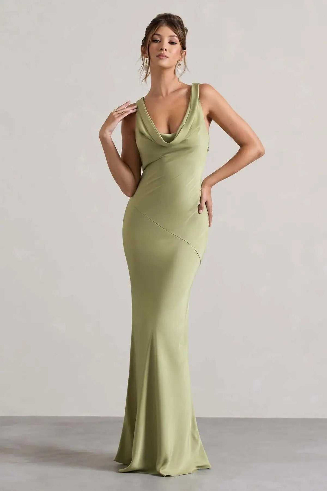 Elegantes Meerjungfrau-Kleid aus Premium-Satin mit rückenfreiem Slim-Fit Schnitt