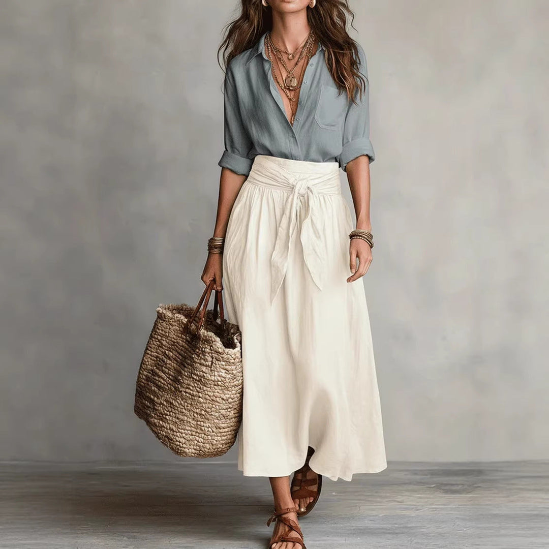 Damen Sommer-Set mit schwarzer Kurzarm-Bluse und grünem Rock, eleganter und luftiger Zweiteiler für Freizeit und Business