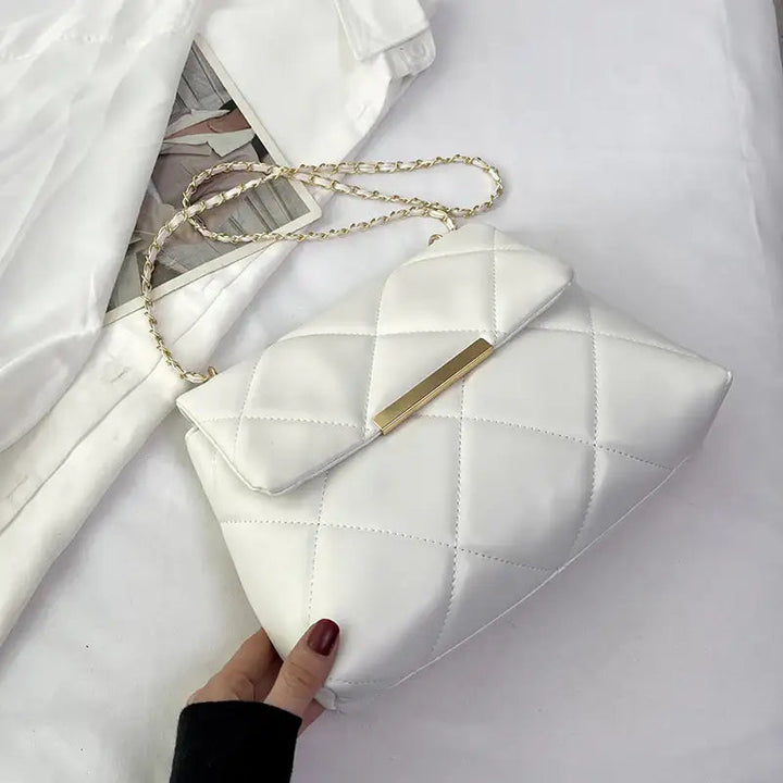 Schlichte tragbare Crossbody-Tasche mit Diamantstickerei und Kettenriemen in elegantem Design