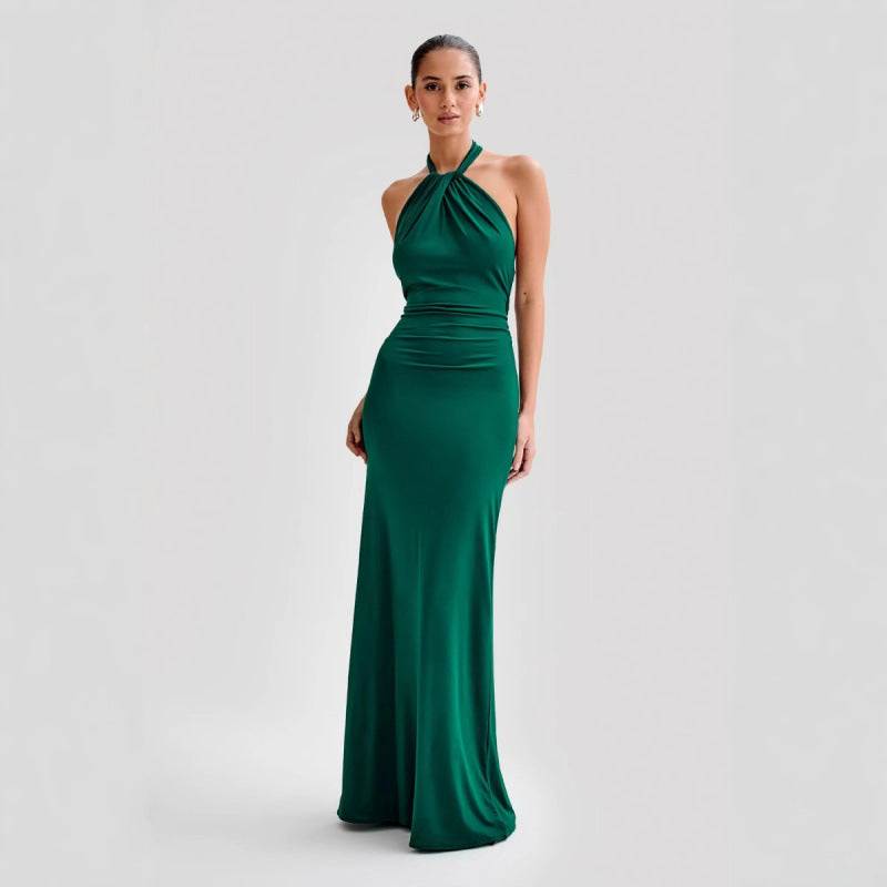 Dunkelgrünes, figurbetontes Maxikleid mit Neckholder-Ausschnitt und Raffungen in der Taille, IsabellBoutique030
