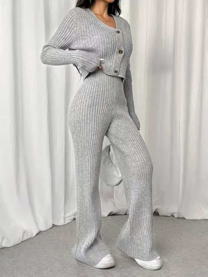 Einfarbiges Damen-Zweiteiler-Set mit V-Ausschnitt, kurzem Cardigan und Bootcut-Hose für Freizeitmode
