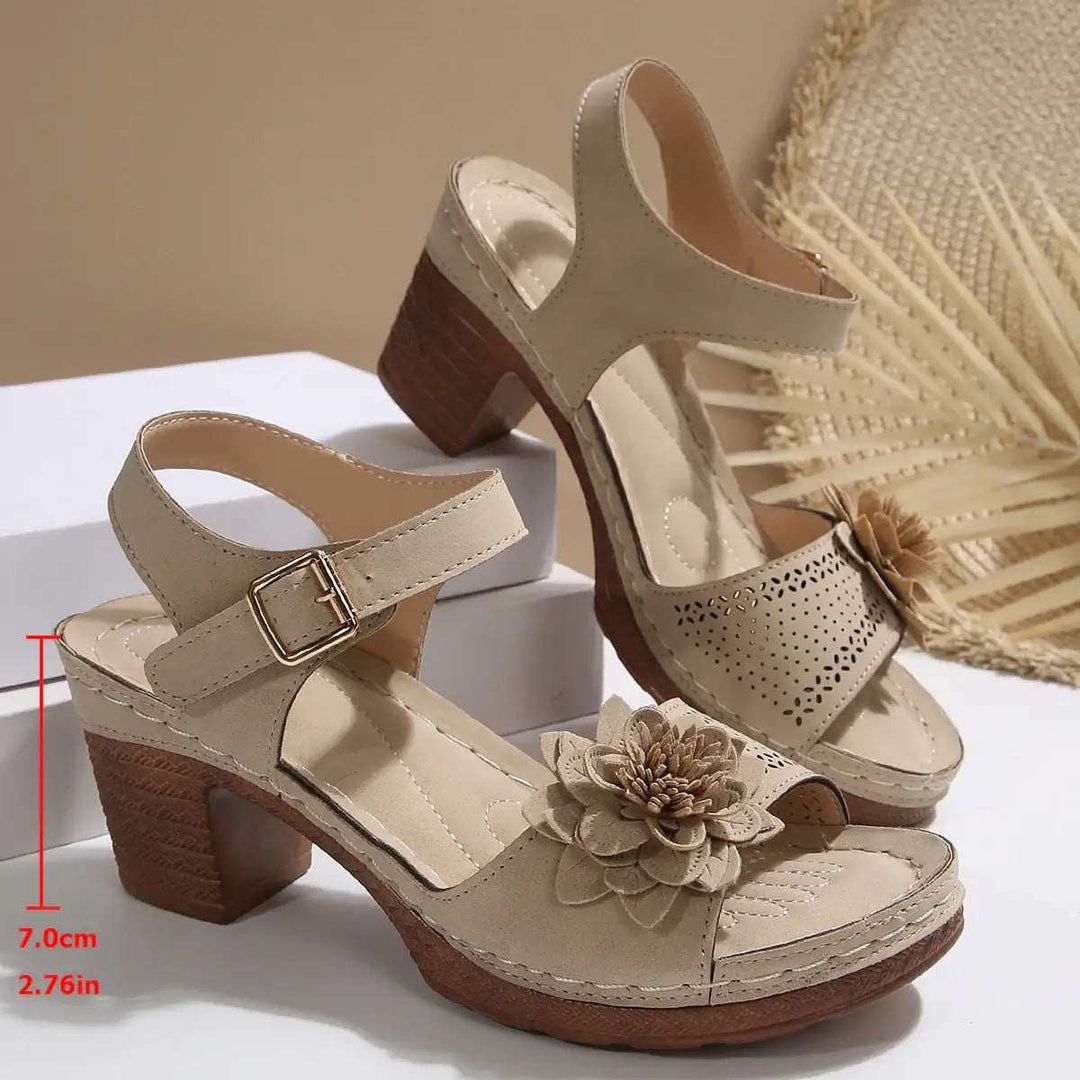 Damen Sandalen mit Blumen-Design, Blockabsatz und Plateau, Plus Size, sommerlich, T-Steg-Schnalle
