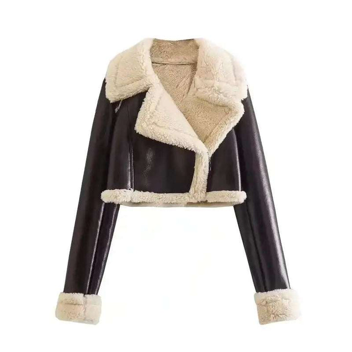 Elegante Damen Kurzjacke mit tailliertem Schnitt und Reverskragen aus hochwertigem Fell