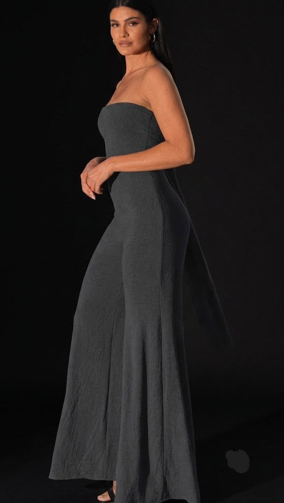 Damen trägerloser Jumpsuit in Schwarz für eleganten Alltag und Freizeitlook