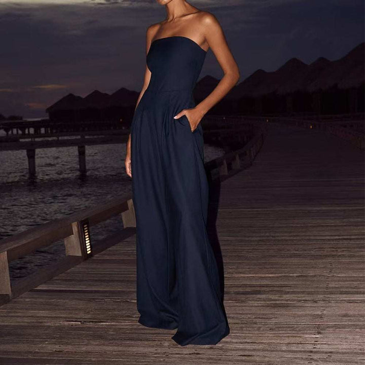 Dunkelblaues trägerloses Marlenehose-Jumpsuit mit weitem Bein und Taschen, elegant. IsabellBoutique030