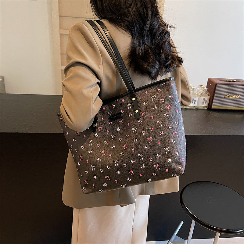 Schwarze Shopper-Tasche mit rosa und weißen Schleifen und Blumenmuster, Schultertasche mit Henkeln, IsabellBoutique030