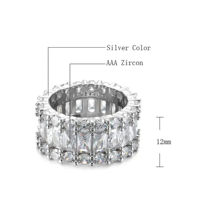 Hip-Hop Zirkonring aus Kupfer mit dreireihigem Baguette-Diamantbesatz für Damen in modernem Streetstyle