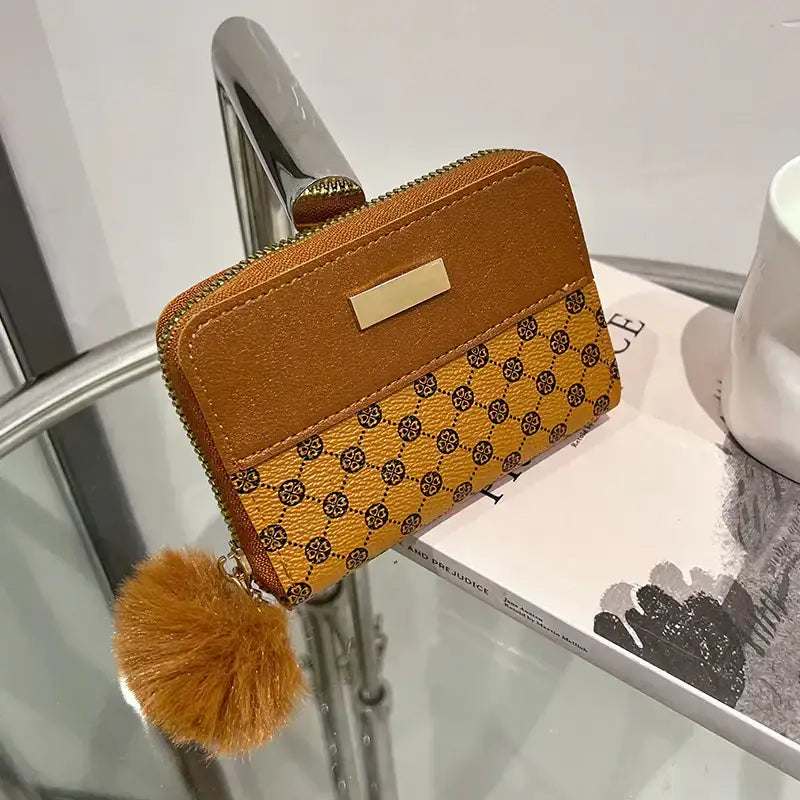 Kleine Damen Geldbörse im türkischen Stil mit farbigem Kontrastdesign und kompakter Größe