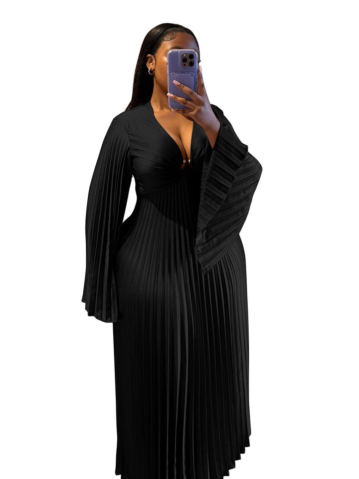 Schwarzes Maxikleid mit tiefem V-Ausschnitt, ausgestellte Plisse9387rmel und Faltenrock. IsabellBoutique030