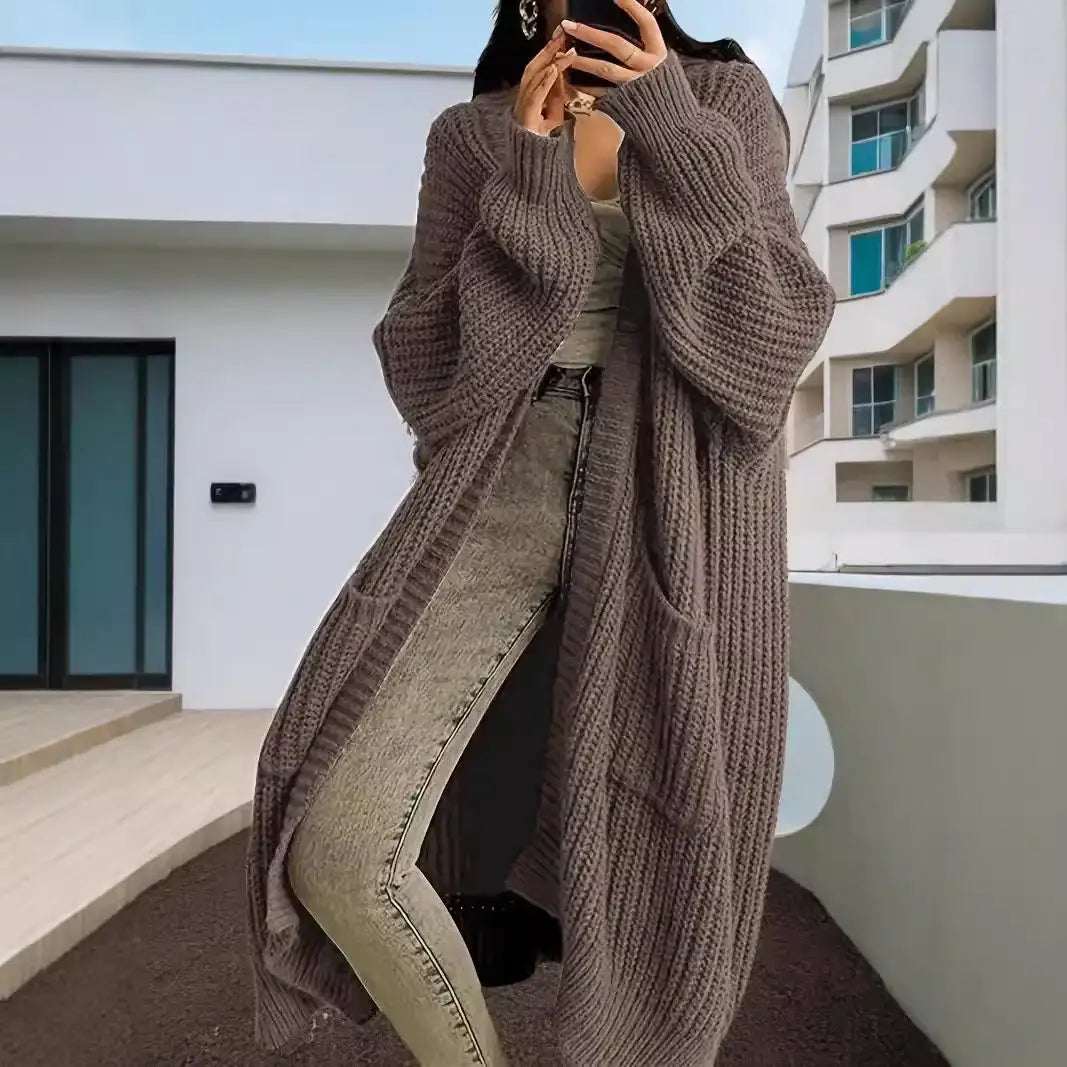 Langer Damen-Strickcardigan in Teddyoptik mit Taschen, locker geschnitten für Herbst und Winter