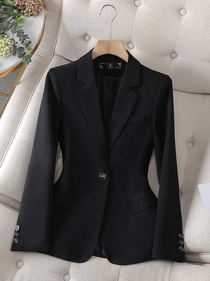 Schwarzer Damen-Sakko mit einem Knopf und schmalen Revers, Knopfleiste am Ärmel, IsabellBoutique030
