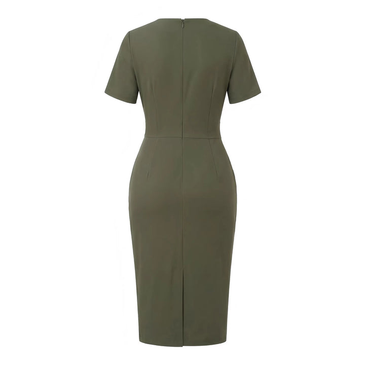 Dunkelgrünes Etuikleid mit kurzen Ärmeln, schmaler Silhouette und Schlitz hinten. IsabellBoutique030