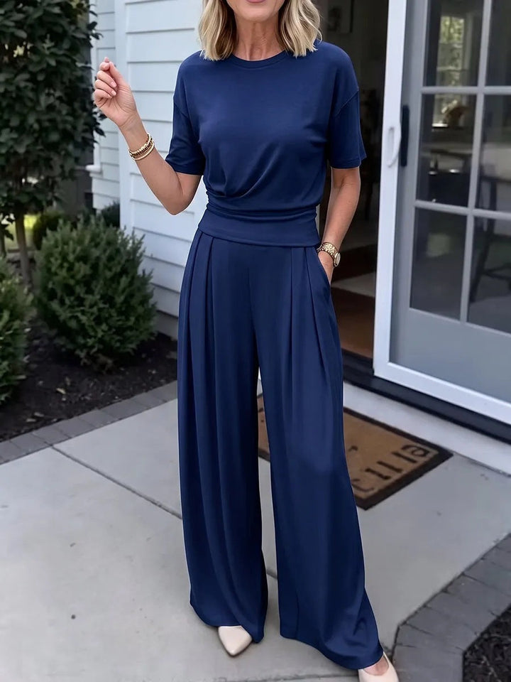 Damen Sommer-Set mit lockerem Rundhals-T-Shirt und weiter Hose im Streetwear Look