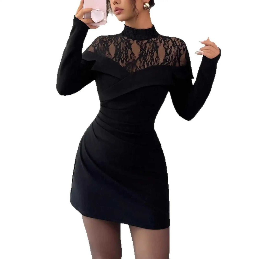 Elegantes schwarzes Off-Shoulder Bodycon Kleid mit Spitze und Patchwork-Design, figurbetont und modern